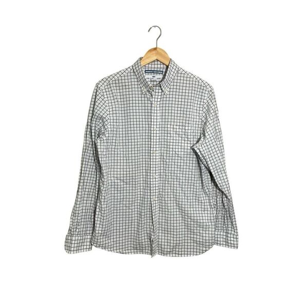 Old Navy The Classic Shirt Mens Medium Plaid Long‎ Sleeve Button Down Grey White - Picture 1 of 5
